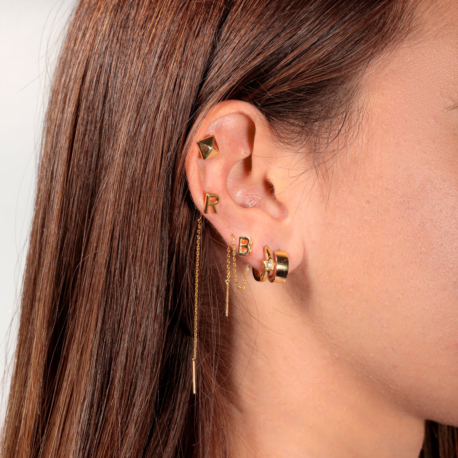 Mono Orecchino Lettera catenella in argento 925 placcato oro 18k Modella