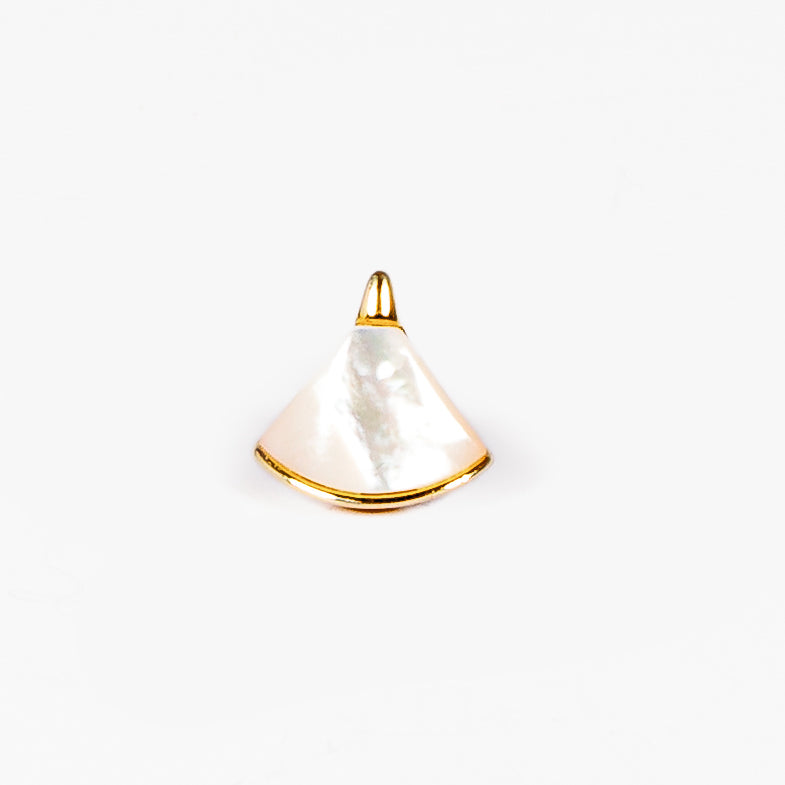 Mono Orecchino Madreperla in argento 925 placcato oro 18k e madreperla Fofo Somani