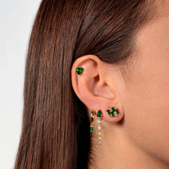 Cerchietto Miss  in argento 925 placcato oro 18k e zirconi verdi rettangolari  Fofo Somani Modella